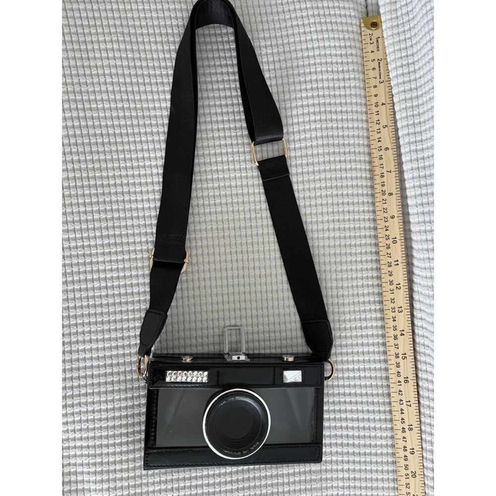 Camera Purse - Picture 5 of 9
